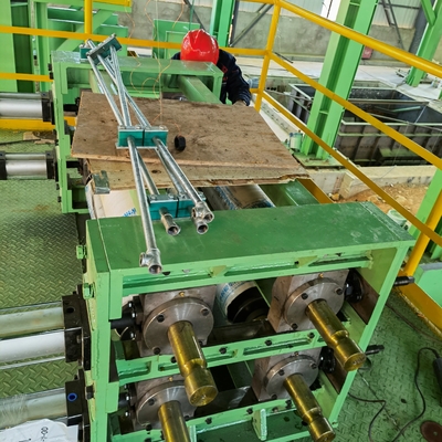 กระบวนการชุบสังกะสีแบบจุ่มร้อน 1.5-3.0mm 650mm Steel Metal